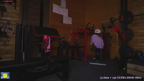 Snapshot of beautyasya chatting on 11.14.25 Asya online show from 11.14.25