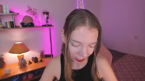 Eliise online show from 12.16.24