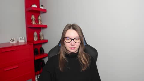 Snapshot of beautyzoexx chatting on 11.24.25 Zoe online show from 11.24.25