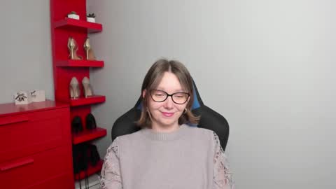 Snapshot of beautyzoexx chatting on 12.05.25 Zoe online show from 12.05.25