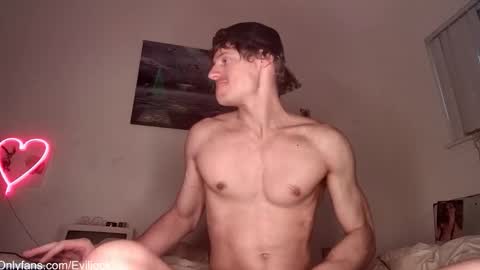 bebe  dust online show from 10.31.25