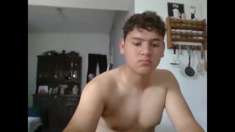 Snapshot of bebote0020 chatting on 11.10.25 bebote0020 online show from 11.10.25