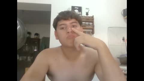 Snapshot of bebote0020 chatting on 12.21.25 bebote0020 online show from 12.21.25