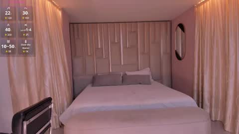 Snapshot of beccabaxter chatting on 02.26.25 Am Becca online show from 02.26.25