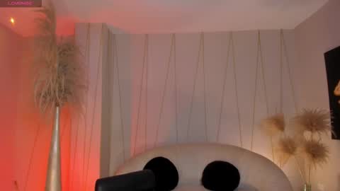 Snapshot of beccabaxter chatting on 10.13.25 Am Becca online show from 10.13.25