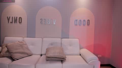 Snapshot of beccabaxter chatting on 11.09.25 Am Becca online show from 11.09.25