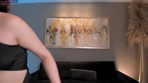 Snapshot of beccabaxter chatting on 11.10.25 Am Becca online show from 11.10.25