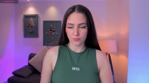 Snapshot of beccabaxter chatting on 01.12.26 Am Becca online show from 01.12.26