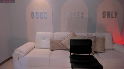 Snapshot of beccabaxter chatting on 03.08.26 Am Becca online show from 03.08.26