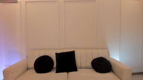 Snapshot of beccabaxter chatting on 06.22.26 Am Becca online show from 06.22.26