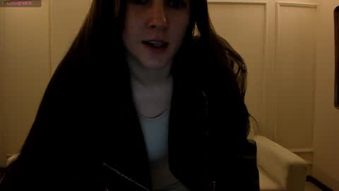 Snapshot of beccabaxter chatting on 06.24.26 Am Becca online show from 06.24.26