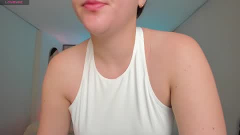 Snapshot of beccabaxter chatting on 07.29.26 Am Becca online show from 07.29.26