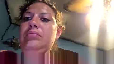 Snapshot of beccabee37 chatting on 09.25.25 beccabee37 online show from 09.25.25