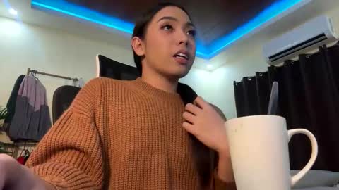 becinapia15 online show from 09.21.25