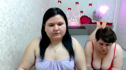 BeckyAndEllen online show from 12.18.24