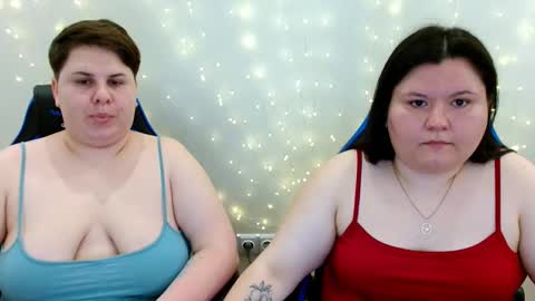 Snapshot of beckyandellen chatting on 06.10.26 BeckyAndEllen online show from 06.10.26