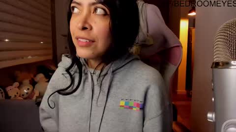 Snapshot of bedroomeyess chatting on 03.11.25 Amber UwU IM MOVING AND IS CRAZY ILL BE BACK VERY SOON 3 MISS YA ALREADY online show from 03.11.25