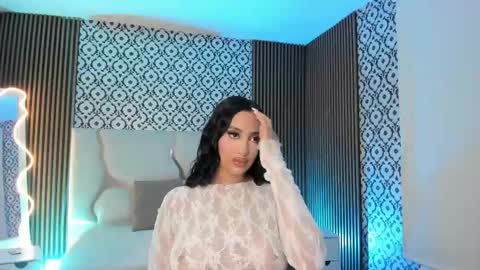 BELLA online show from 06.05.26