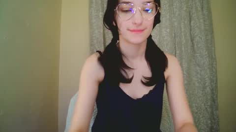 Mia online show from 09.08.25