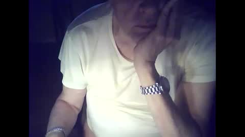 bekklove1 online show from 11.22.25