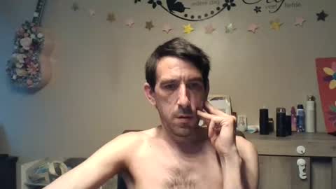 Snapshot of belgianboy33 chatting on 06.21.26 Dreamcock online show from 06.21.26