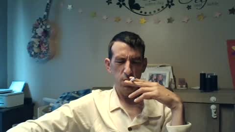 Snapshot of belgianboy33 chatting on 07.05.26 Dreamcock online show from 07.05.26