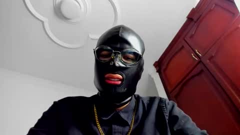 Snapshot of belialcrow666 chatting on 11.07.25 belialcrow666 online show from 11.07.25