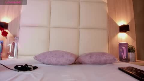 Bella cam online show from 03.28.26