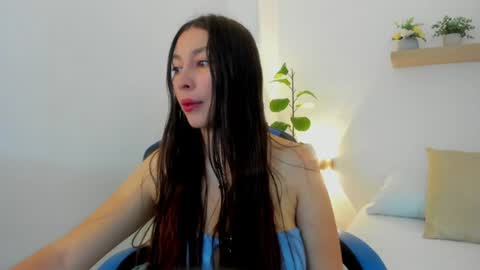 Snapshot of bella_99x chatting on 07.21.26 Bel 3 online show from 07.21.26