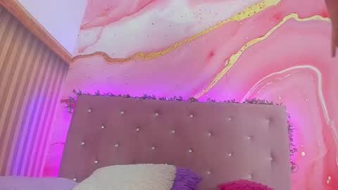 Snapshot of bella__sweets chatting on 01.13.26 Melanie online show from 01.13.26