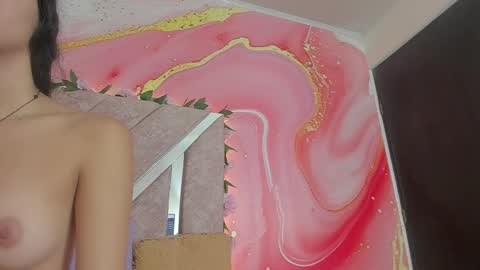 Snapshot of bella__sweets chatting on 01.17.26 Melanie online show from 01.17.26