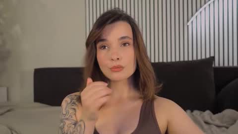 Snapshot of bella_alita chatting on 03.25.26 lita online show from 03.25.26