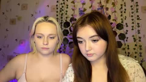 bella_and_alice online show from 10.01.25