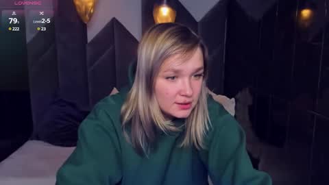 Bella online show from 02.10.25