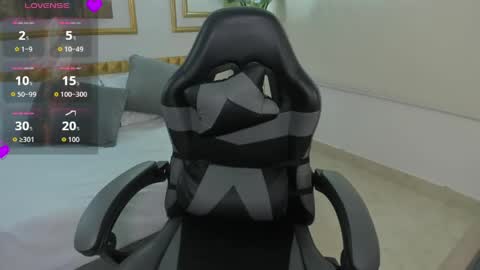B E L L A online show from 05.04.26