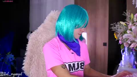 In instagran bel myangel online show from 06.17.26