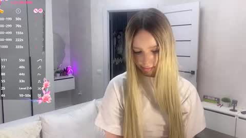Snapshot of bella_gasp chatting on 06.09.26 Jane online show from 06.09.26