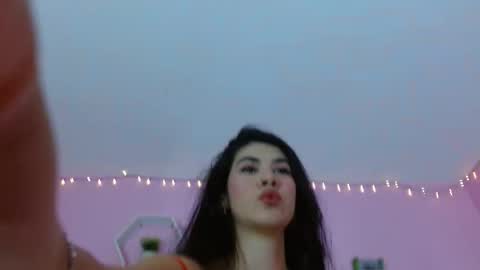 bella_gentle online show from 10.08.25
