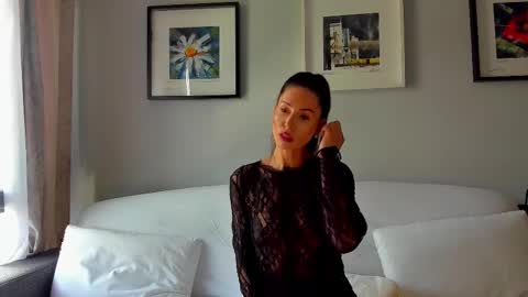 Anna  online show from 09.09.25