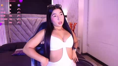 bella_martini_ online show from 05.22.26