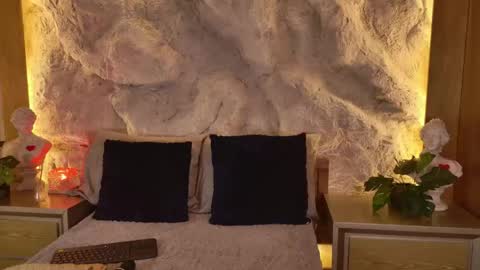  BELLA  online show from 04.24.26