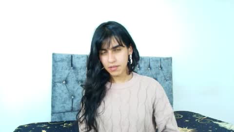 Bella online show from 09.25.25