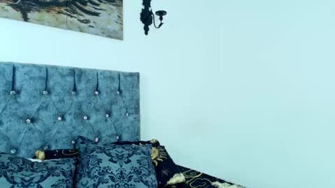 Bella online show from 11.11.25