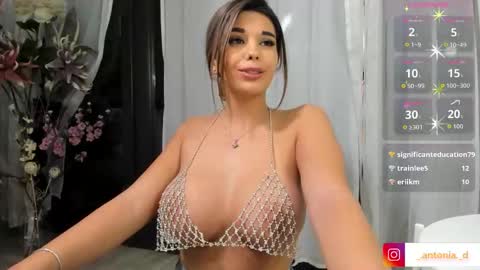 bella_posh online show from 11.14.25