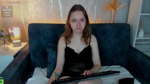 Snapshot of bella_ramsi chatting on 06.21.26 Linda Bella online show from 06.21.26