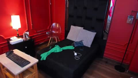 Bella Riviera online show from 01.13.26