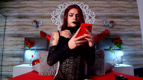 Snapshot of bella_salvatore chatting on 02.17.25 online show from 02.17.25