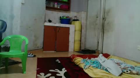 Snapshot of bella_sky_ chatting on 01.19.26 Sky online show from 01.19.26