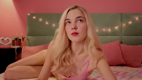 Bella NEW ROOM online show from 05.02.26