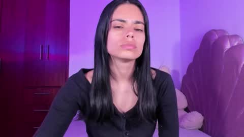 Snapshot of bella_sun_ chatting on 09.28.25 Valeria Model Independent online show from 09.28.25